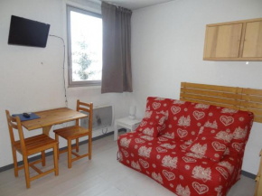 Studette cosy au pied des pistes, centre des Deux Alpes, pour 2 personnes - FR-1-516-91
